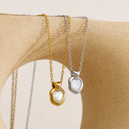 Natural Shell Pendant Necklace