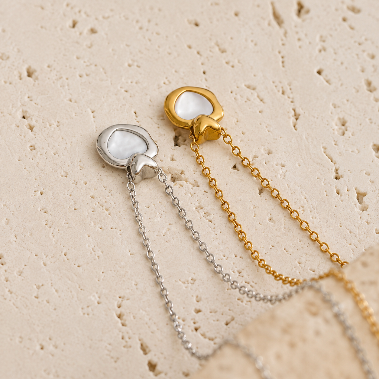 Natural Shell Pendant Necklace