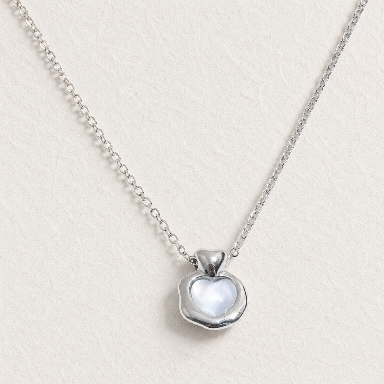 Natural Shell Pendant Necklace