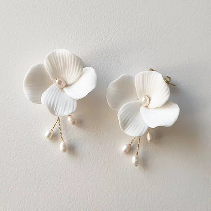 ARYA EARRING