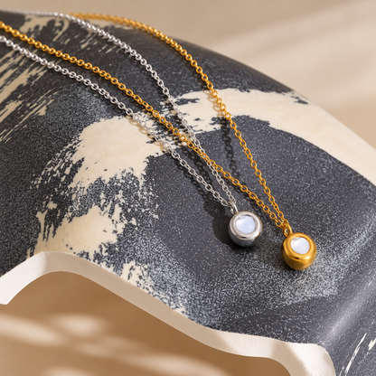 Solenne Shell Pendant Necklace