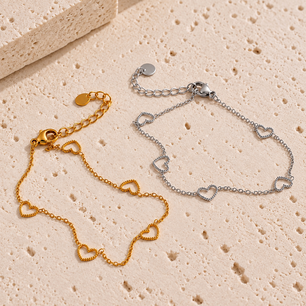 Amélie Open Heart Bracelet