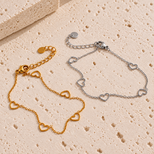 Amélie Open Heart Bracelet