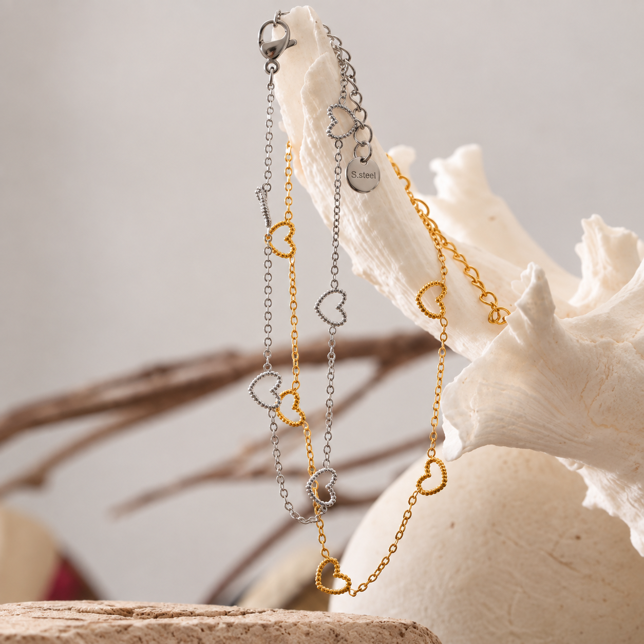 Amélie Open Heart Bracelet