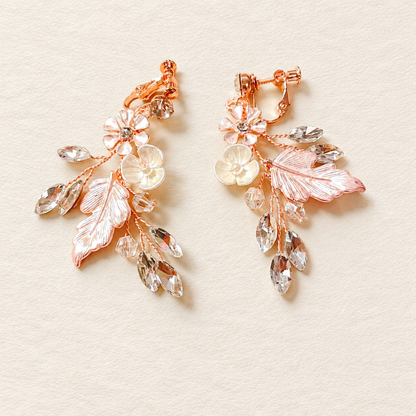 HOLLY VINE EARRING