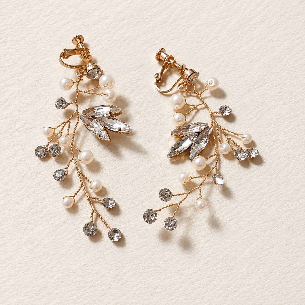 Boucles d'oreilles en vigne de fleurs de mariée Lila