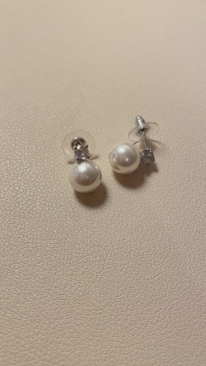 Boucles d'oreilles à tige Evelyn Diamond Pearl